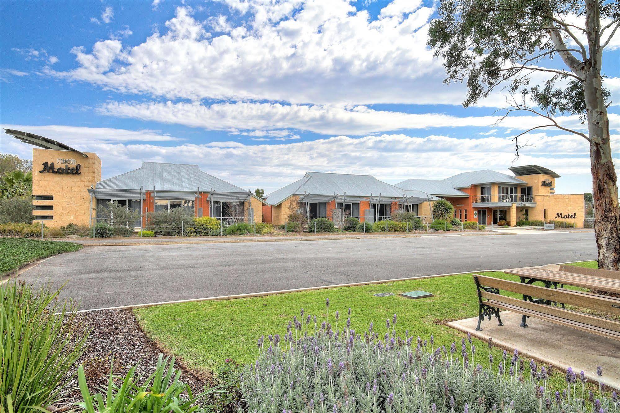 Strath Motel Strathalbyn Extérieur photo