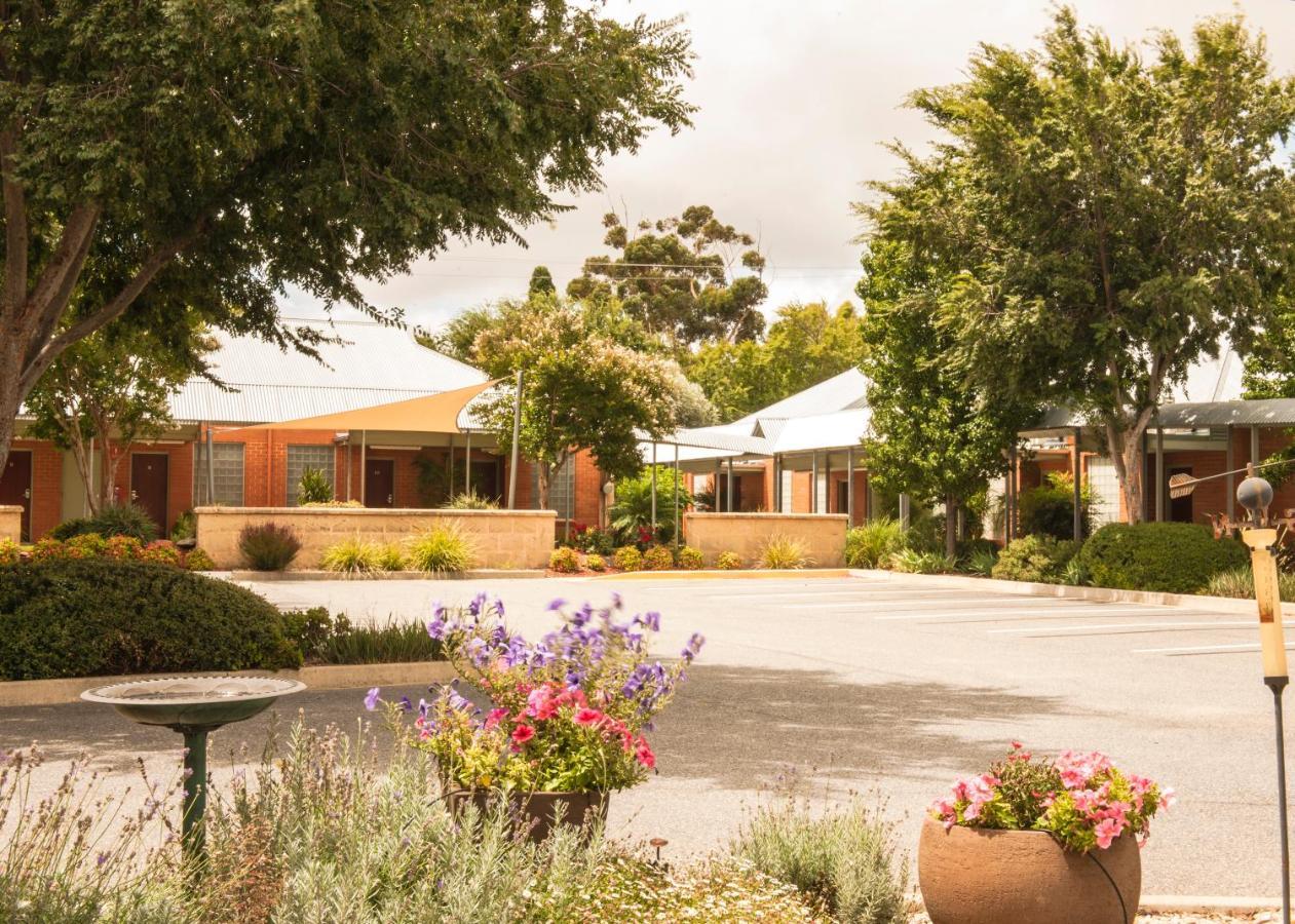 Strath Motel Strathalbyn Extérieur photo